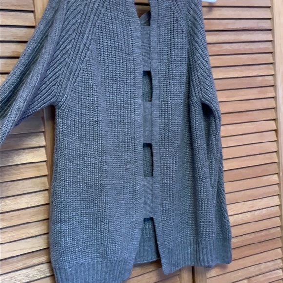 Sweater - Picture 3 of 4